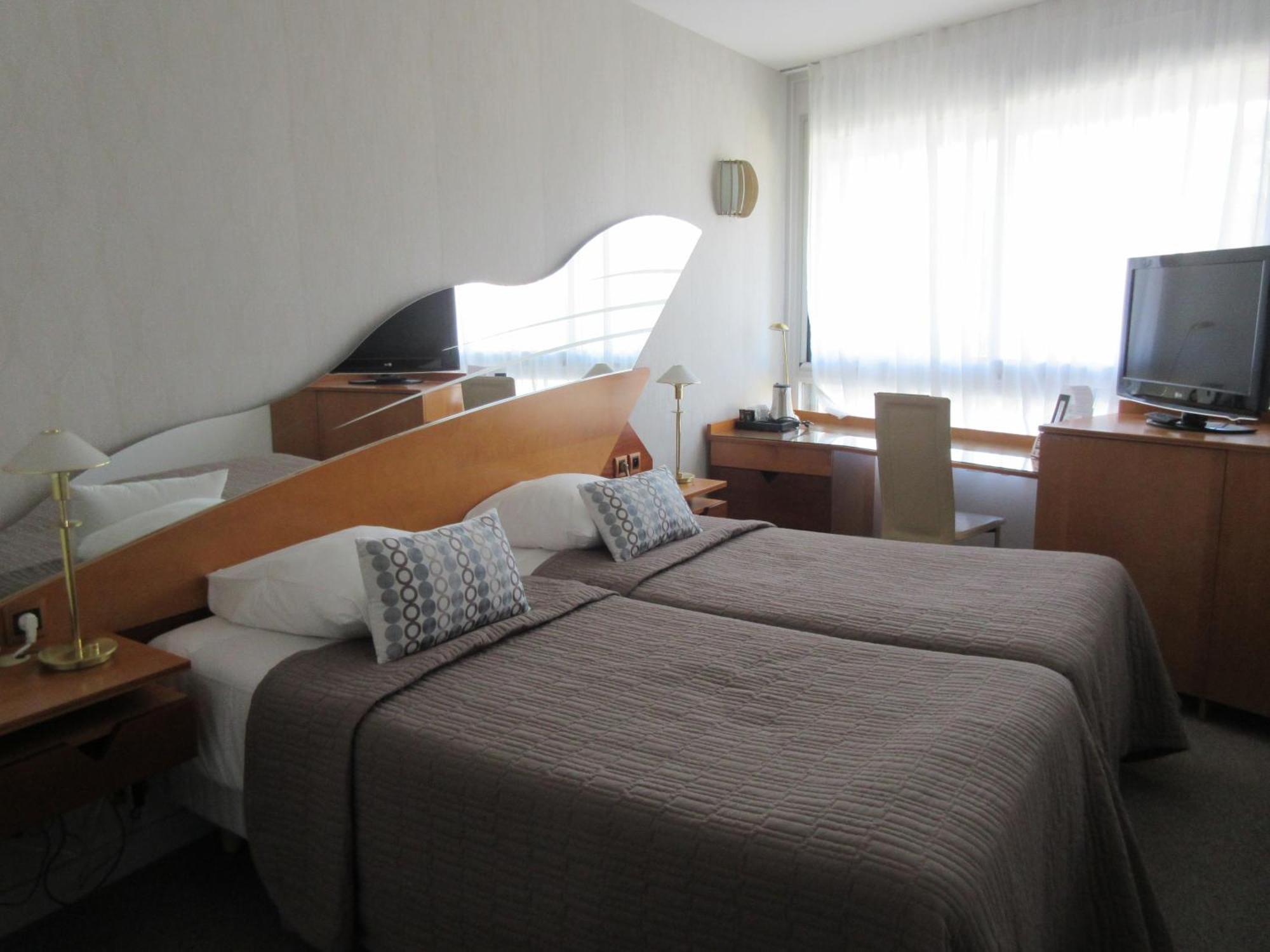 Le Crystal Dinard Plage エクステリア 写真