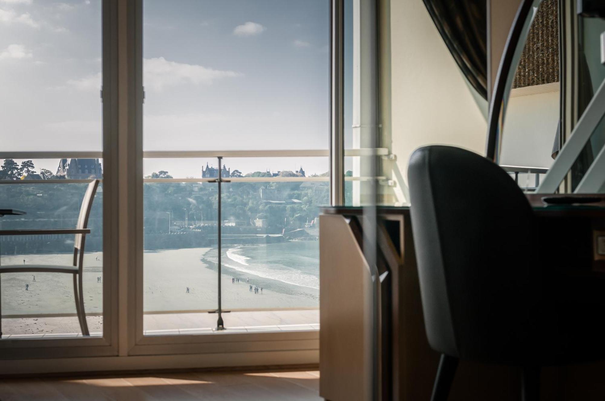 Le Crystal Dinard Plage エクステリア 写真