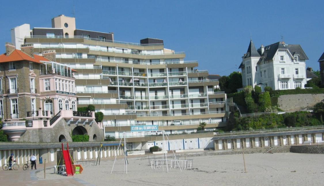 Le Crystal Dinard Plage エクステリア 写真
