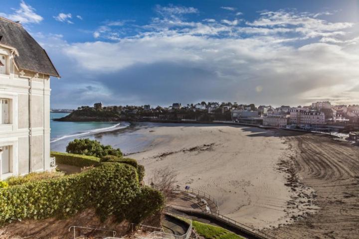Le Crystal Dinard Plage エクステリア 写真