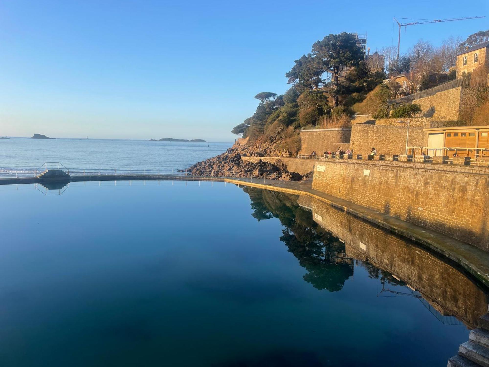 Le Crystal Dinard Plage エクステリア 写真